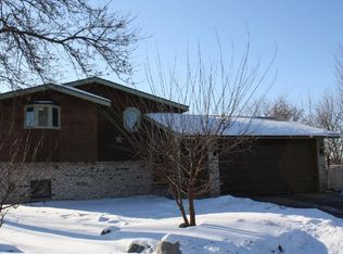 7602 Aldrich Cir N, Brooklyn Park, MN 55444