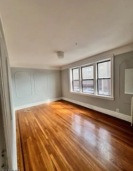 7111 Palisade Ave — Photo 2