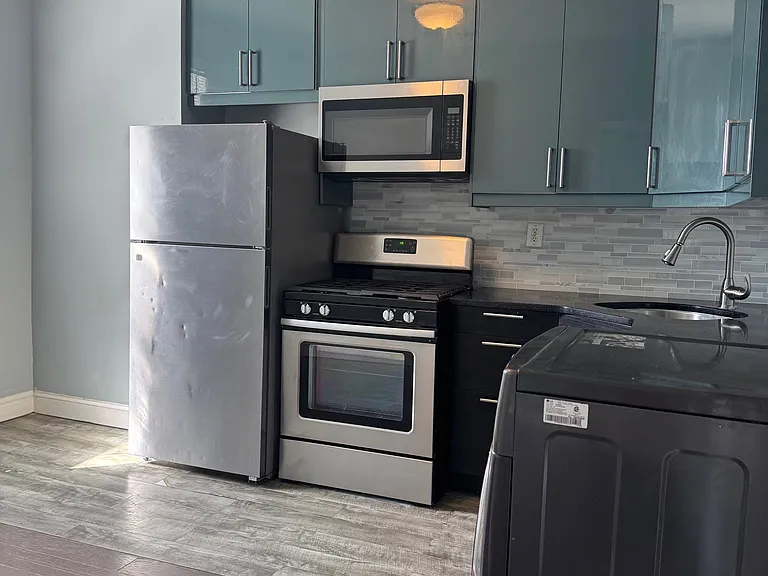 121 Carteret Ave #2 — Photo 2