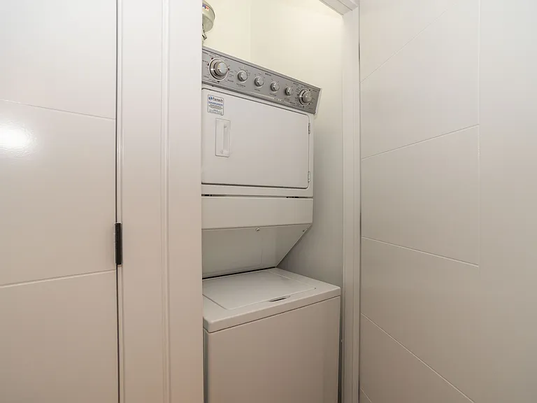 4234 N Western Ave #4A — Photo 11
