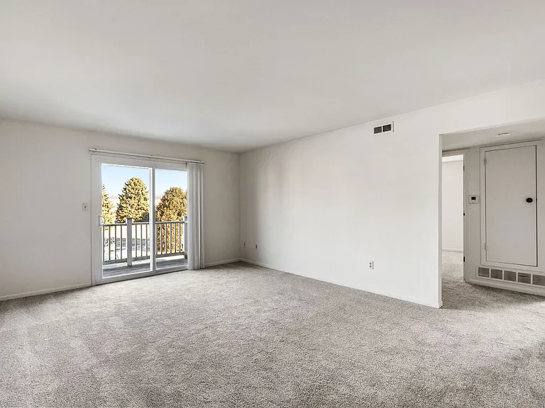 168 Lewis St — Photo 7