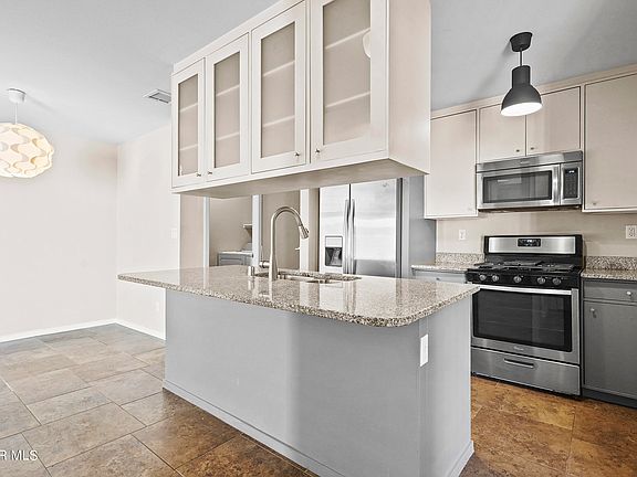 3rd image of 4200 Camelot Heights Dr #11