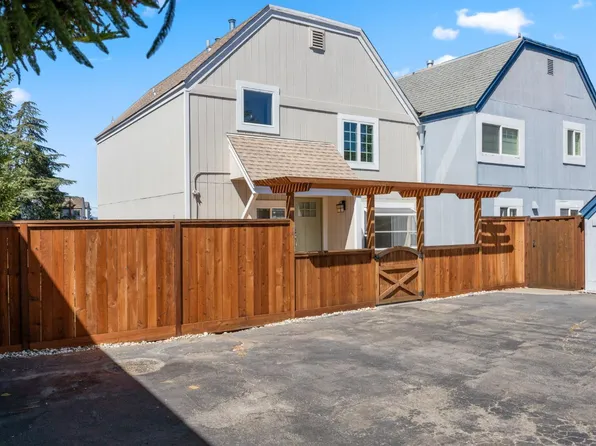 2711 Topaz Drive, Novato, CA 94945