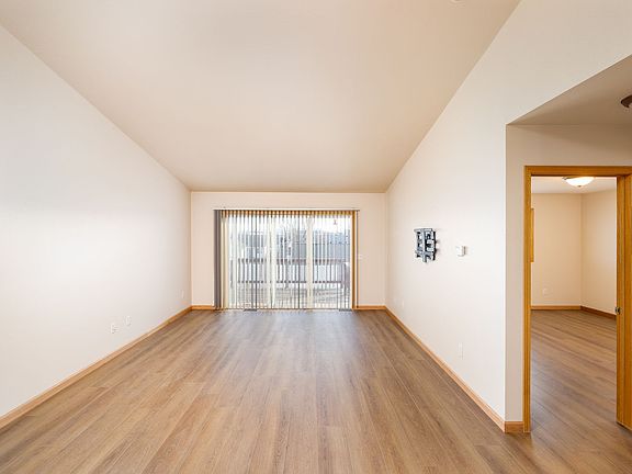 3rd image of 3824 Avenue C