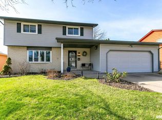 1431 W 41st St, Davenport, IA 52806