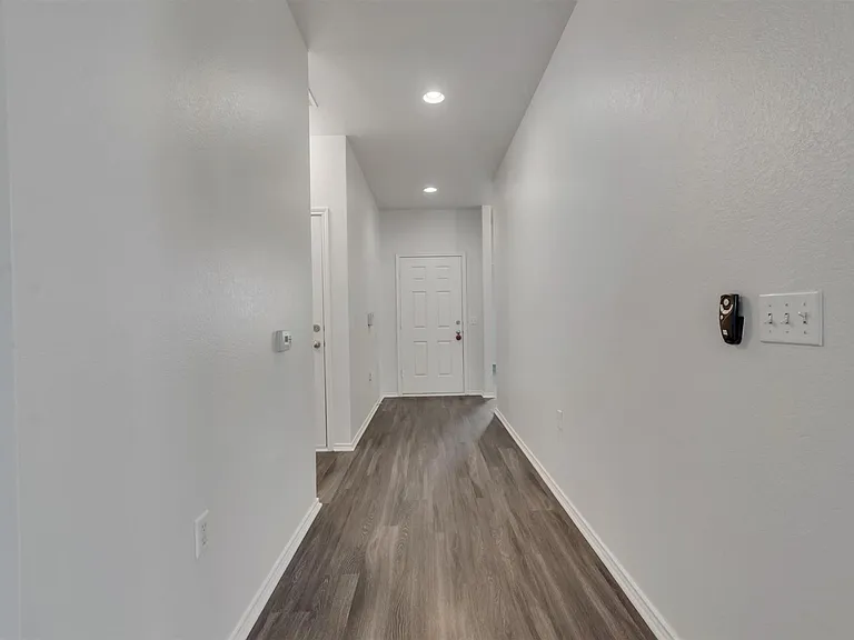 9300 China Rose Dr — Photo 9