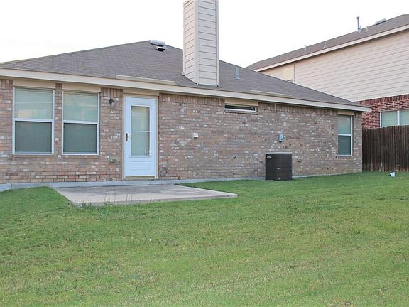 4th image of 9020 Heartwood Dr