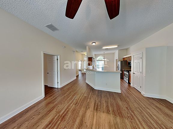 5th image of 1143 Ardmore St