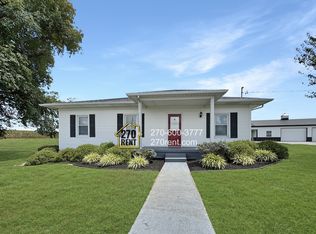 3196 Big Spring Rd, Vine Grove, KY 40175