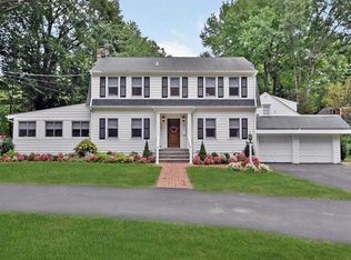 17 Woodland Dr, Rye Brook, NY 10573