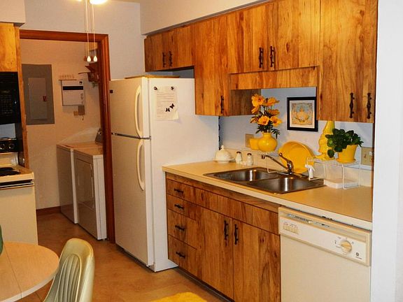 5th image of 9032 Manchester Ln #23-C