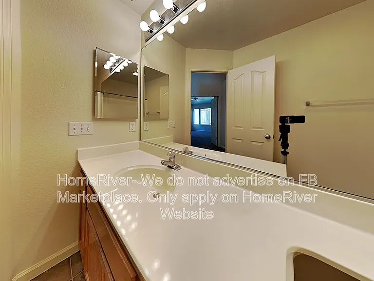 593 Fisher Cir — Photo 18