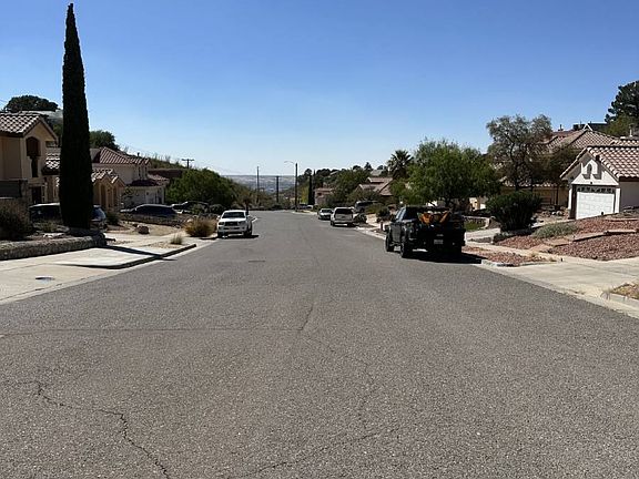 4th image of 5615 Burning Tree Dr