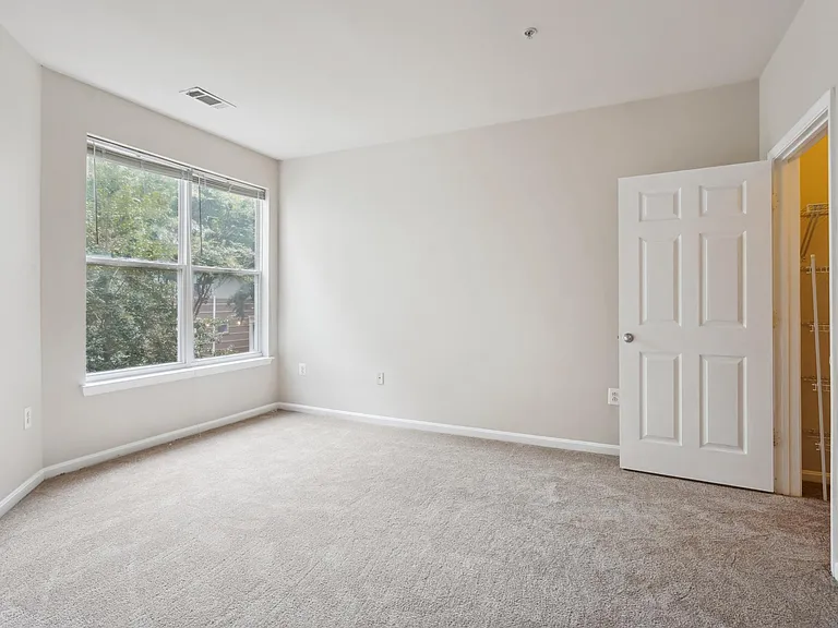 9490 Virginia Center Blvd #240 — Photo 12