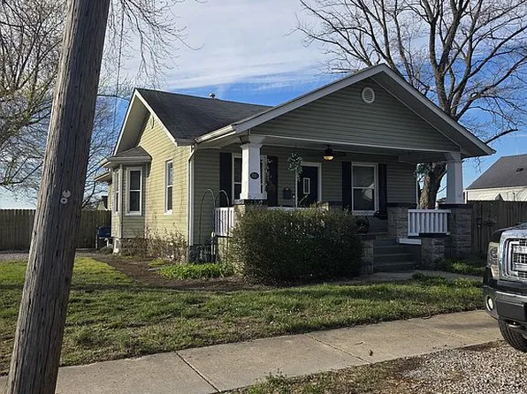 401 N Long St, Caseyville, IL 62232