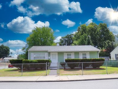 26 Amherst St, Lawrence, MA, 01843