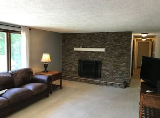 1594 Graham Rd, Mansfield, OH 44903