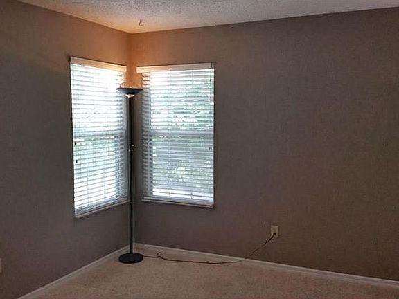 3rd image of 2845 Donaldson Dr
