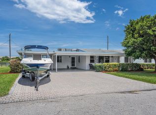 402 Elizabeth Rd, Lake Worth, FL 33461