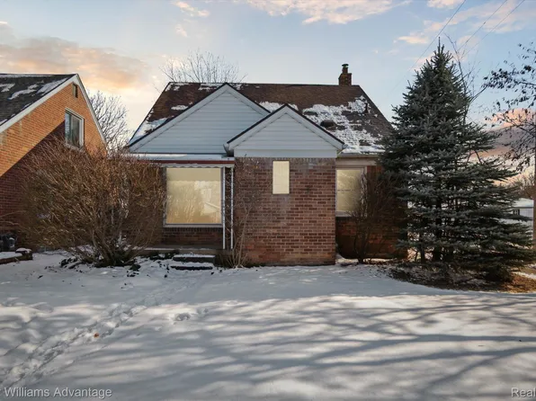 1453 Hollywood St, Dearborn, MI 48124