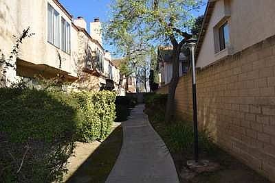 4th image of 1202 Calle De Campo