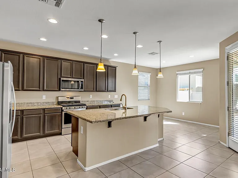 5429 W Lydia Ln — Photo 10
