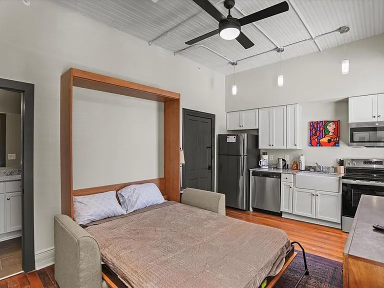 127 W Evans St — Photo 3