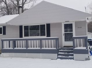 8464 Jennings Rd, Olmsted Township, OH 44138