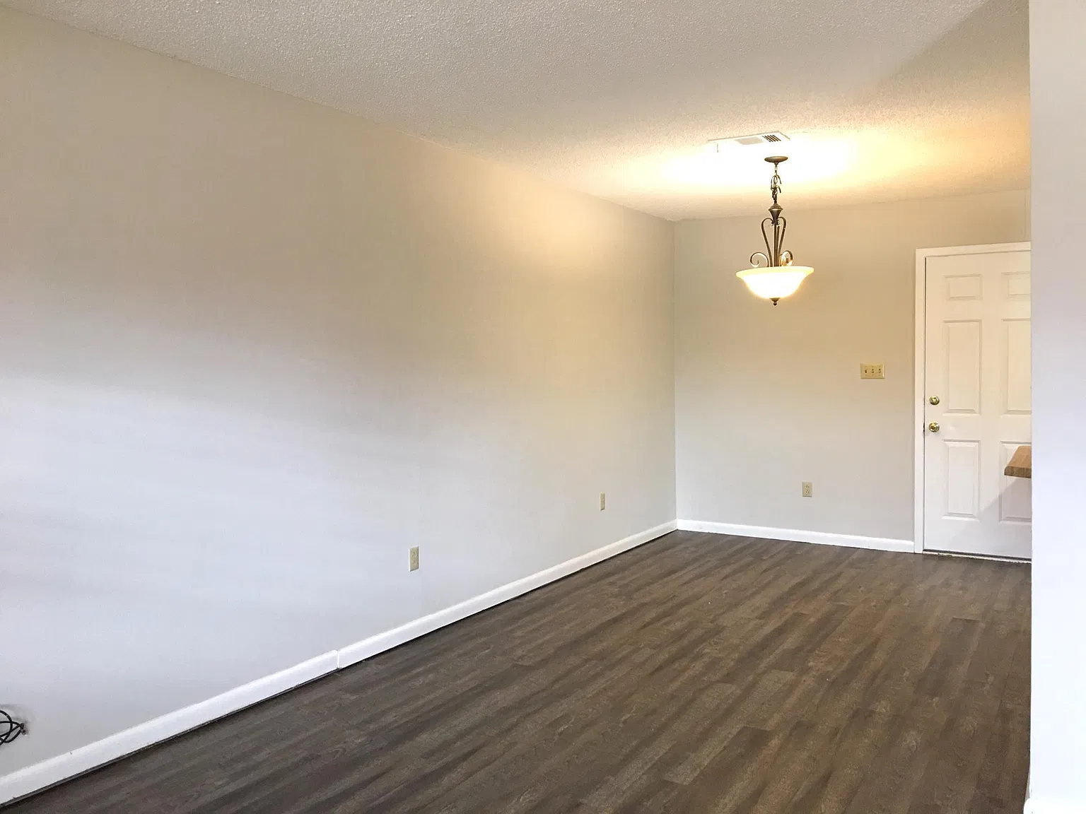 2 bed, 1014 sqft, $1,000 — Photo 2