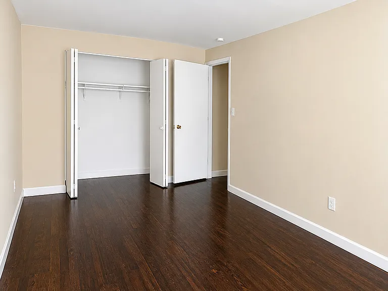 627 Clara Ave #206 — Photo 9