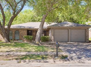 1901 Overbrook Dr, Arlington, TX 76014