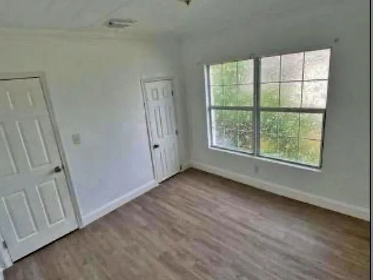 1115 Grant St — Photo 17