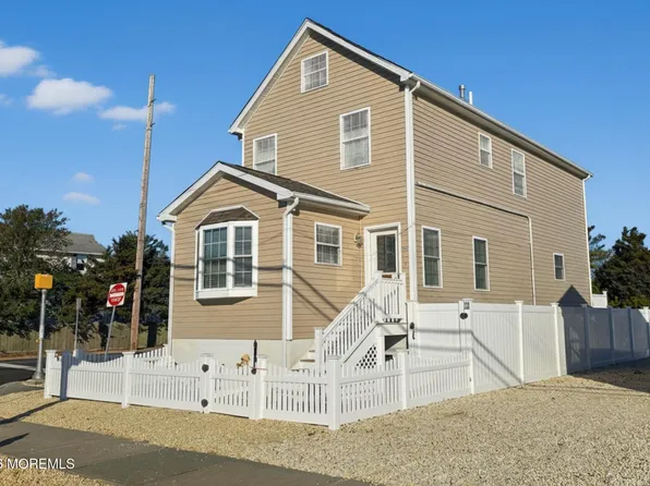 111 President Avenue, Lavallette, NJ 08735