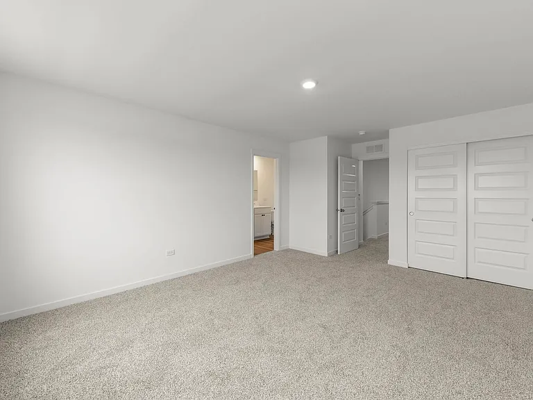 1733 Stable Ln — Photo 15