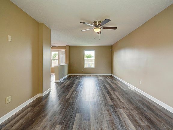 4th image of 3750 Kersdale Pl