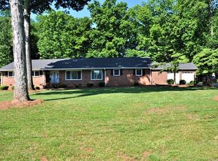 919 Pierce Ave, Mount Holly, NC 28120