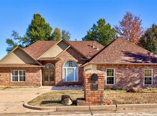 501 W Pool Pl, Shawnee, OK 74801