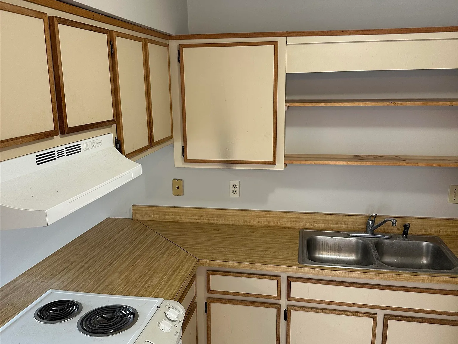 3 bed, 1110 sqft, $1,800 — Photo 4
