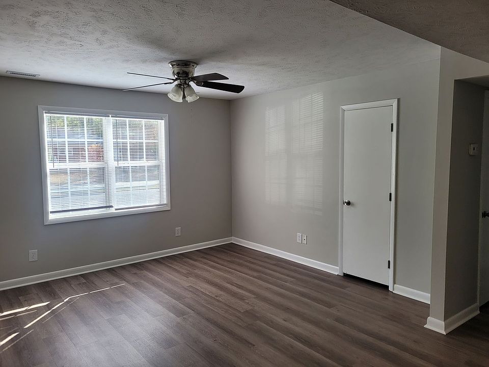 2nd image of 505 Law Rd #7