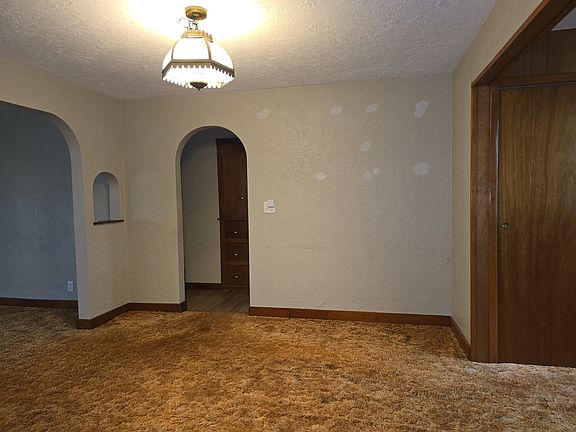 5th image of 417 N Washington St