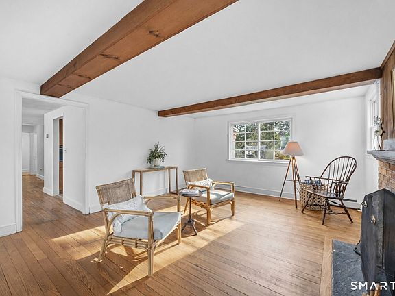 5th image of 105 Old North Road