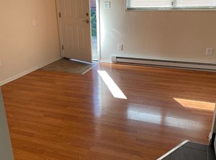 1117 Niles Ave APT 3, Saint Joseph, MI 49085