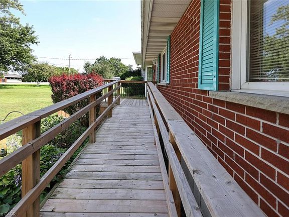 4th image of 513 Ridge Rd W