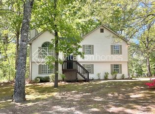 585 Elvina Ct, Dacula, GA