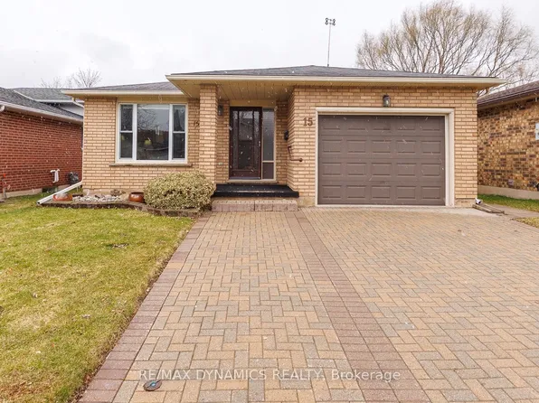 15 Rollins Dr, Welland, ON L3C 6Z7