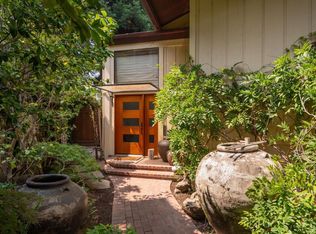 1007 Forest Ct, Palo Alto, CA 94301