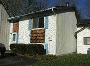 3 Laura Ln, Kiamesha Lake, NY 12751