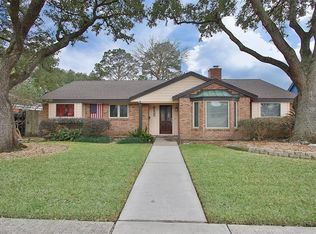 6235 Braesheather Dr, Houston, TX 77096
