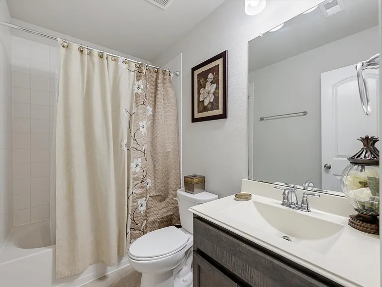 4515 Terrazza Verde Dr — Photo 19