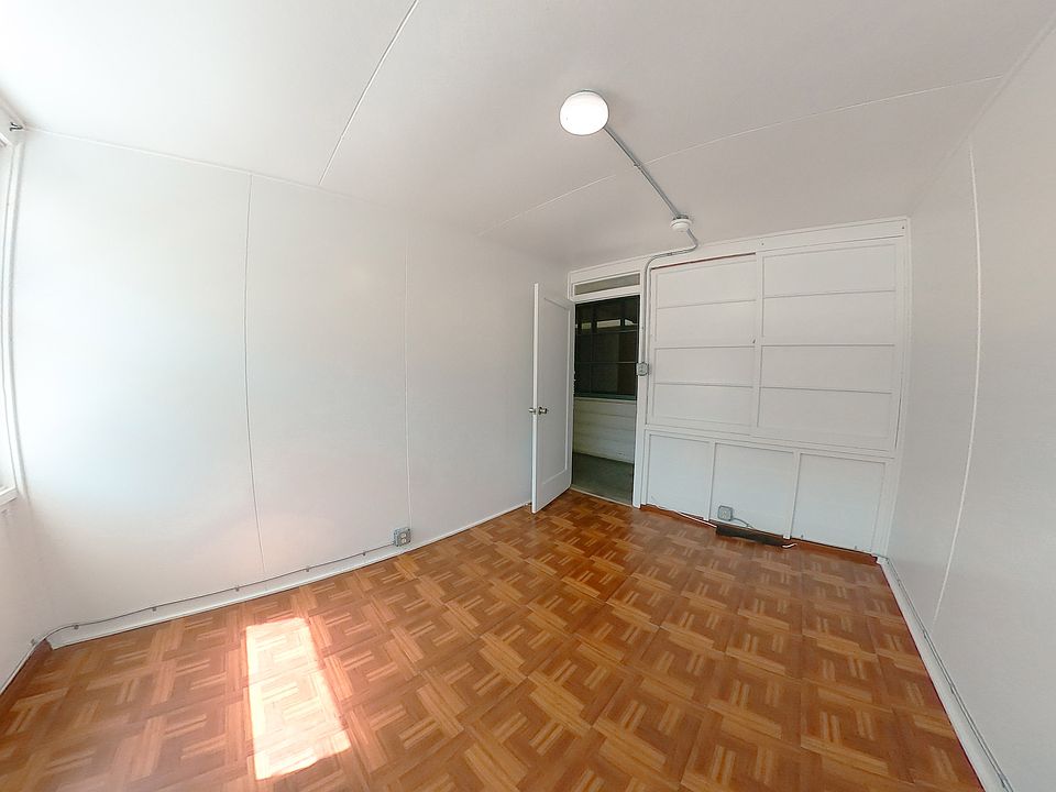 2nd image of 1625 Stillman Ln Room A-11
